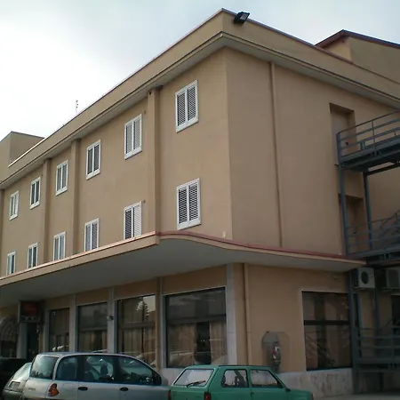 Zio Cataldo Hotel *