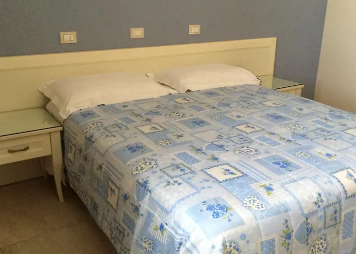 Hotel Zio Cataldo *